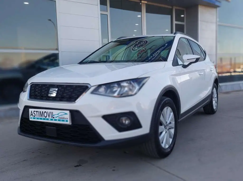 Photo 1 : Seat Arona 2019 Petrol