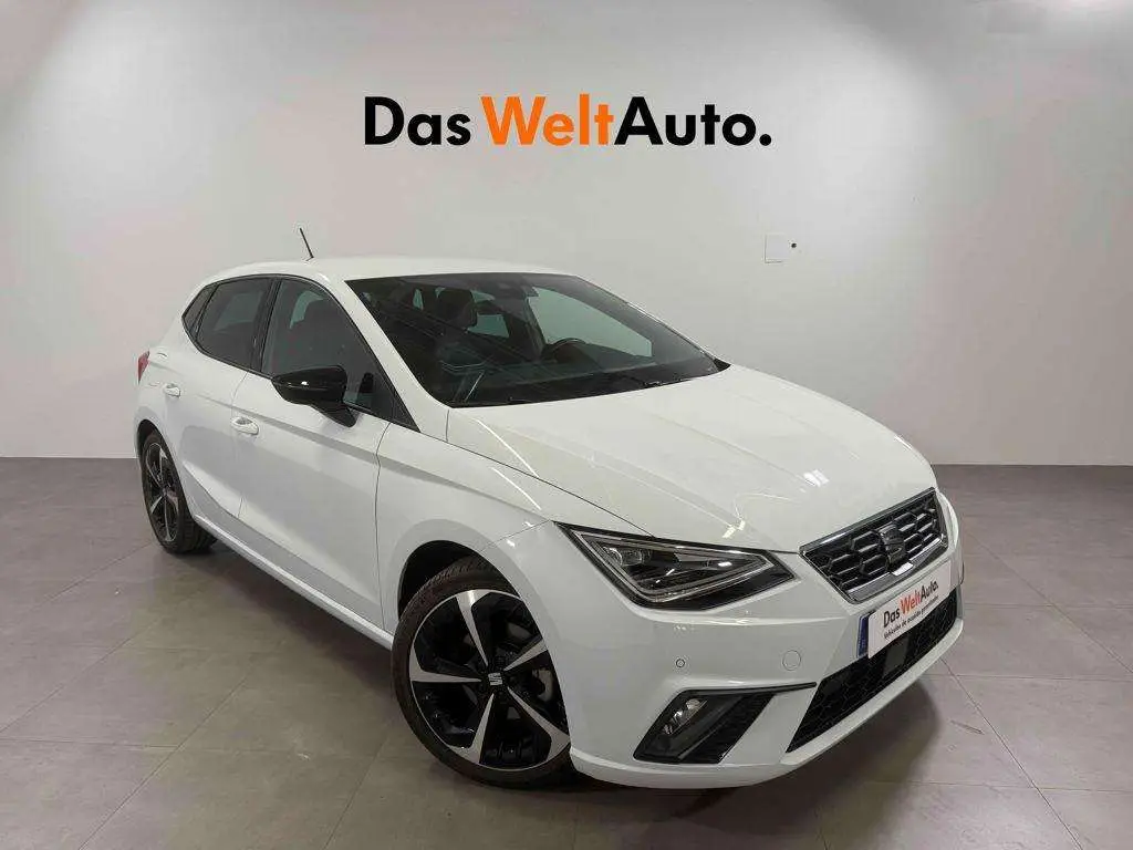 Photo 1 : Seat Ibiza 2023 Petrol