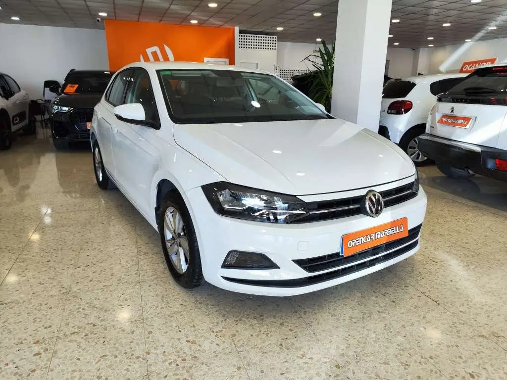 Photo 1 : Volkswagen Polo 2019 Petrol