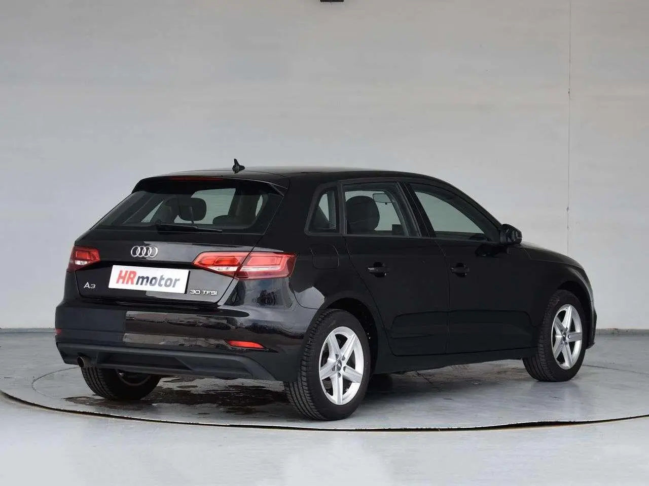 Photo 1 : Audi A3 2020 Petrol