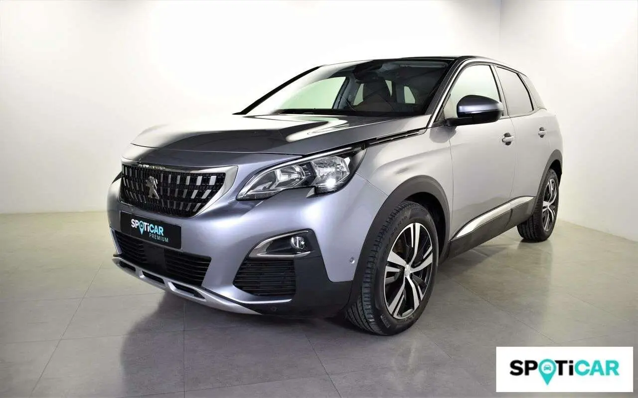 Photo 1 : Peugeot 3008 2019 Diesel