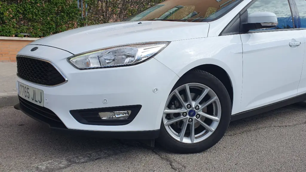 Photo 1 : Ford Focus 2016 Petrol