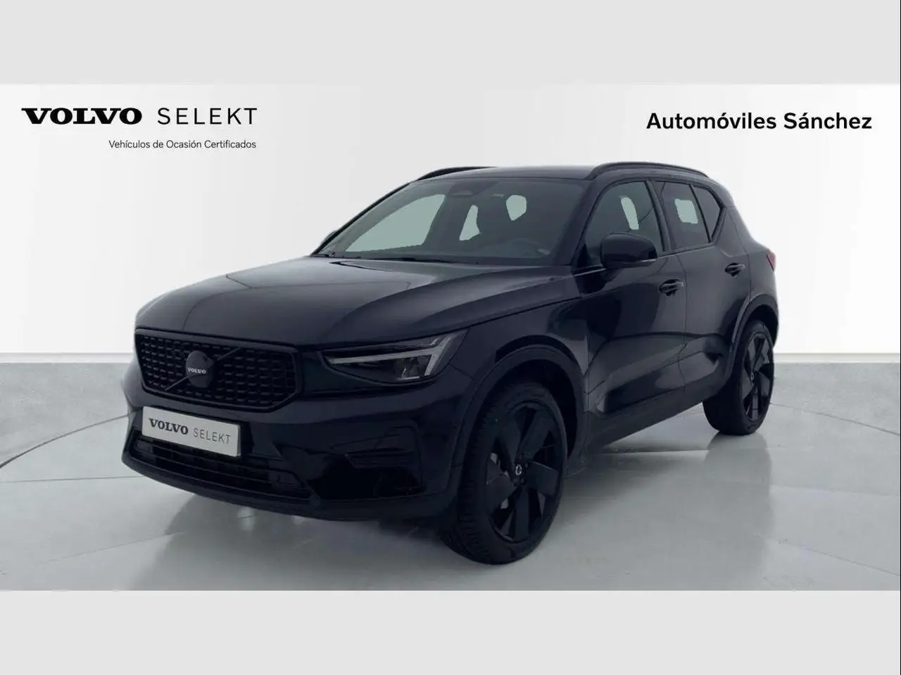 Photo 1 : Volvo Xc40 2024 Petrol