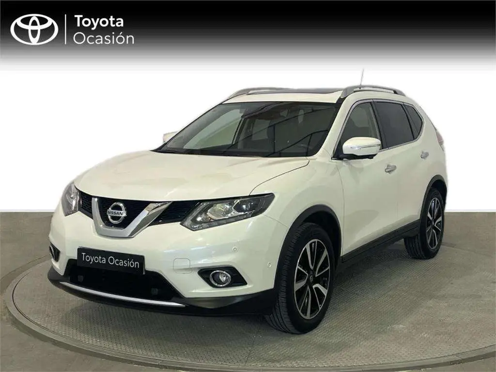 Photo 1 : Nissan X-trail 2016 Essence