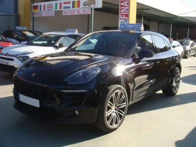 Photo 1 : Porsche Macan 2016 Essence