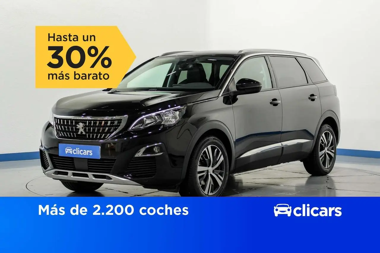 Photo 1 : Peugeot 5008 2020 Essence