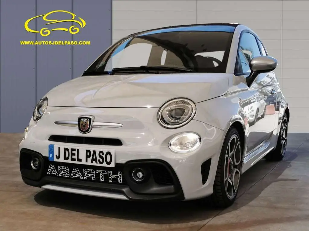 Photo 1 : Abarth 595 2021 Petrol