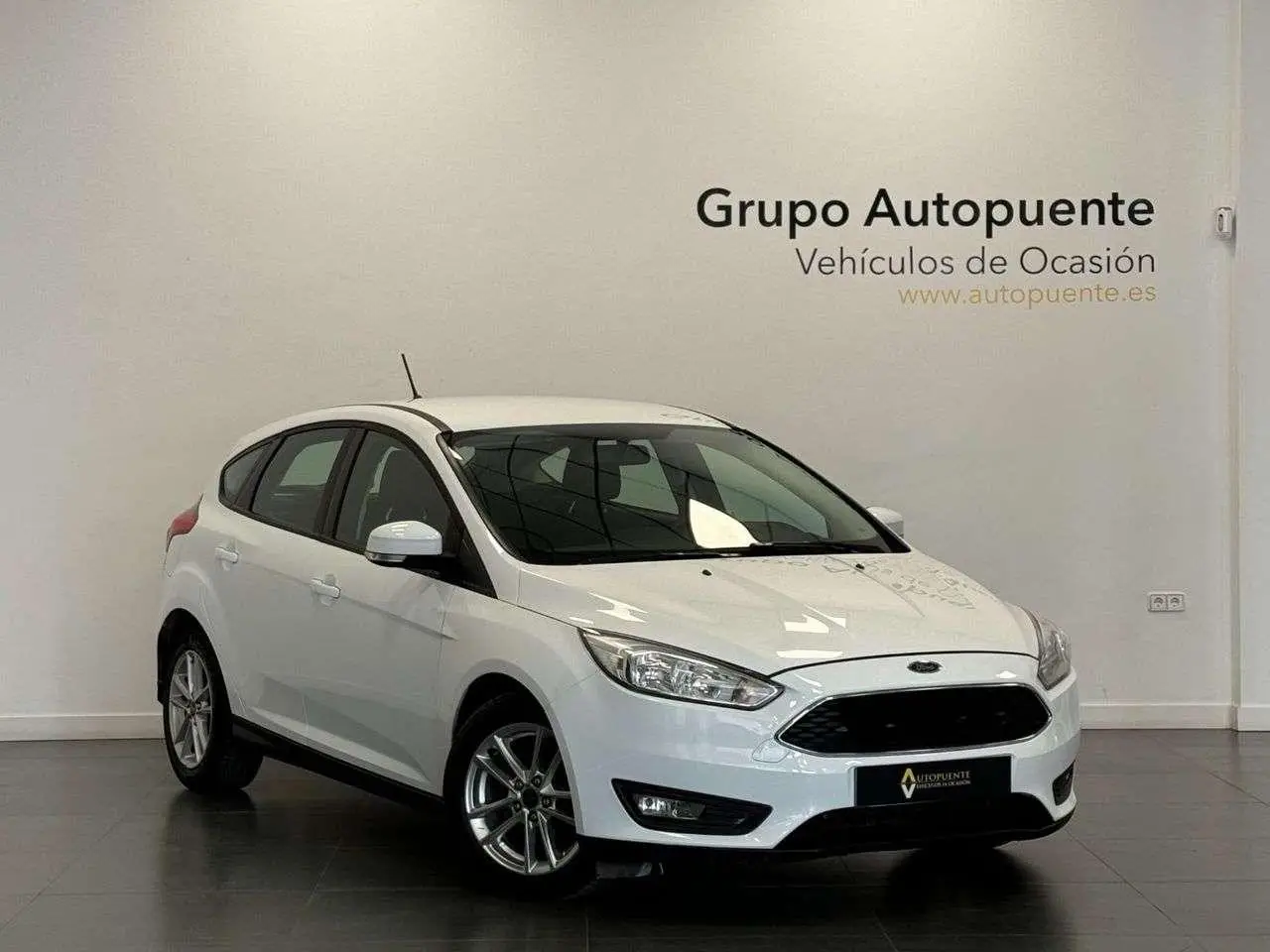 Photo 1 : Ford Focus 2017 Diesel