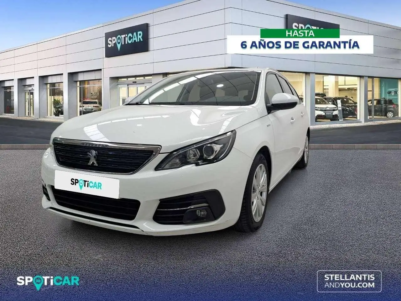 Photo 1 : Peugeot 308 2018 Essence