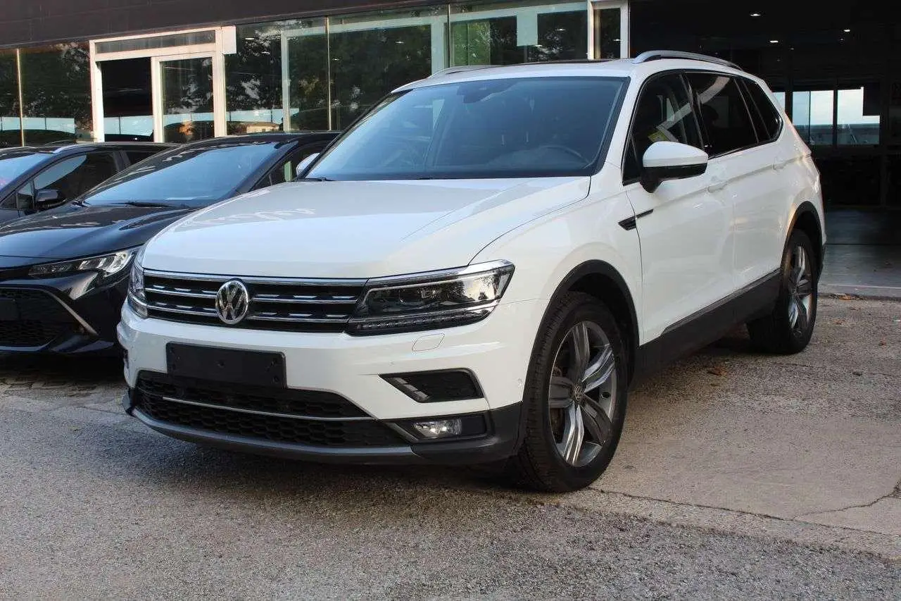 Photo 1 : Volkswagen Tiguan 2018 Petrol