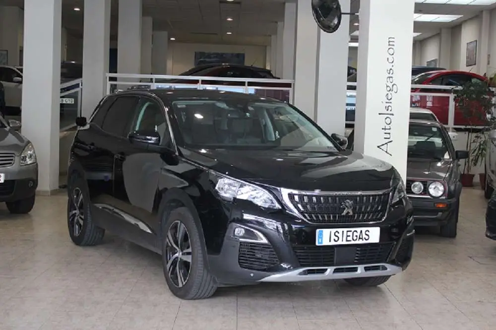 Photo 1 : Peugeot 3008 2018 Diesel