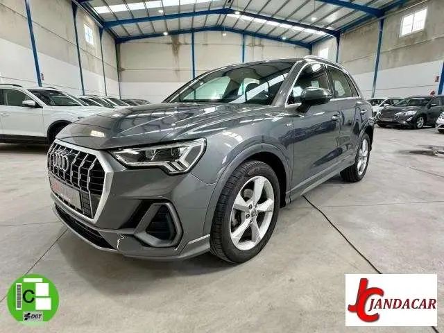 Photo 1 : Audi Q3 2019 Diesel