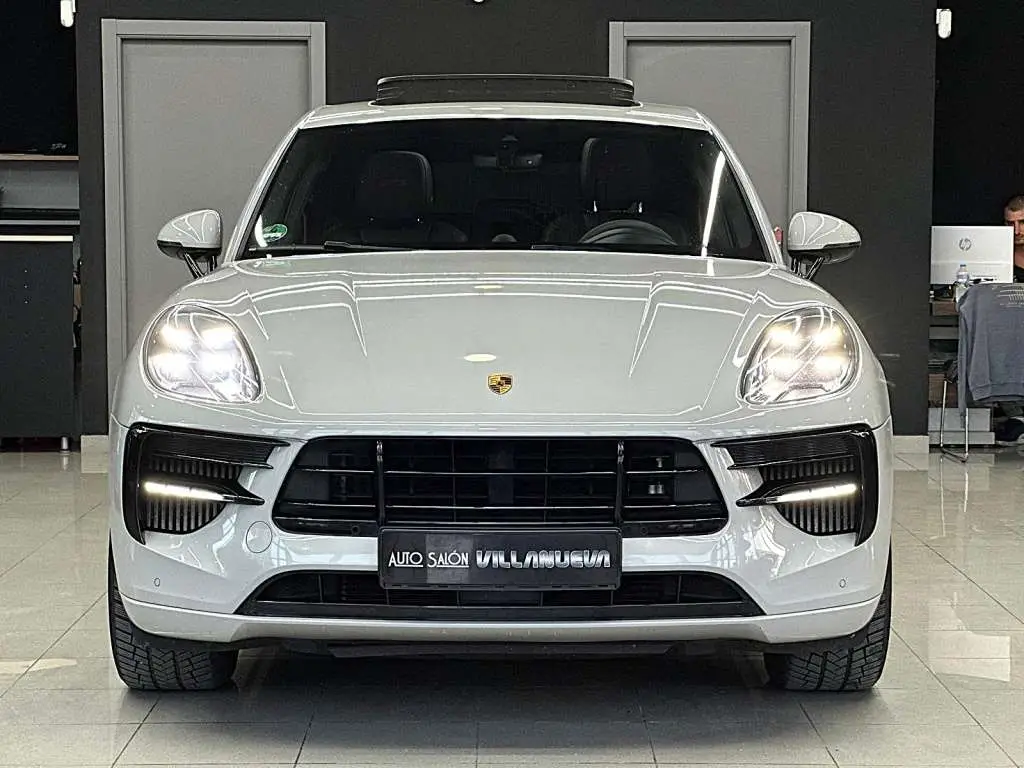 Photo 1 : Porsche Macan 2021 Essence