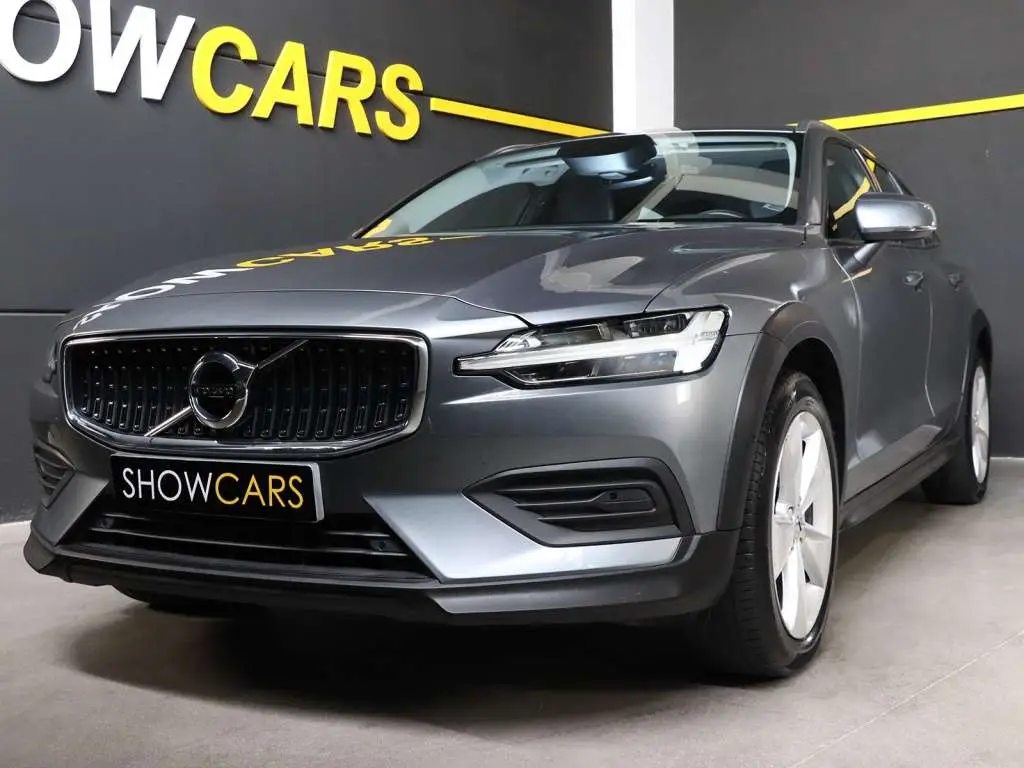 Photo 1 : Volvo V60 2020 Diesel