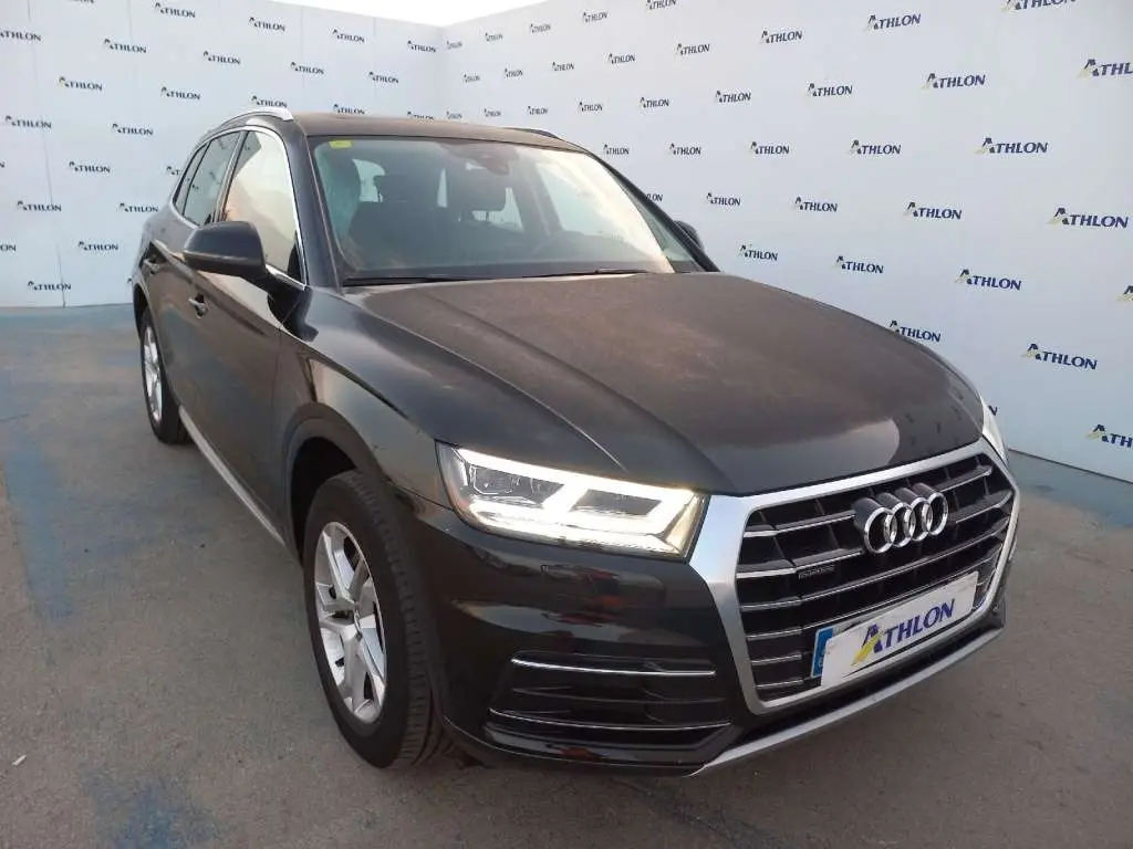 Photo 1 : Audi Q5 2020 Diesel