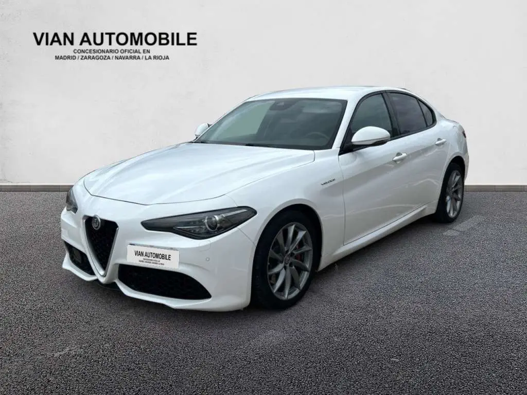 Photo 1 : Alfa Romeo Giulia 2017 Diesel