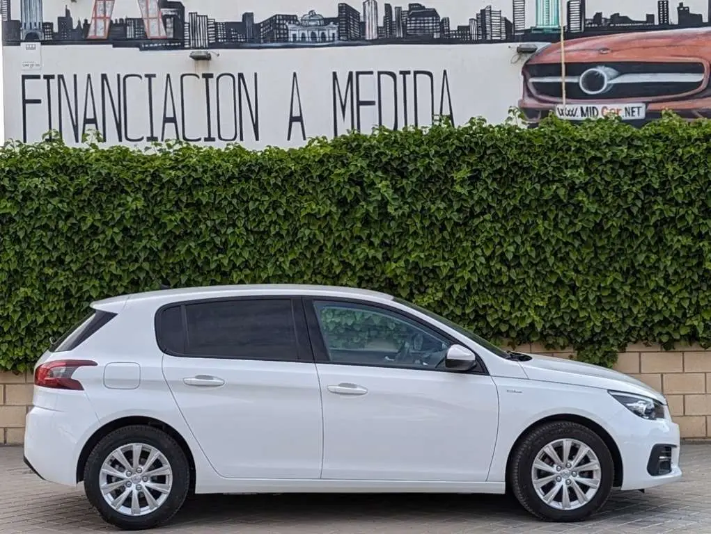 Photo 1 : Peugeot 308 2019 Diesel