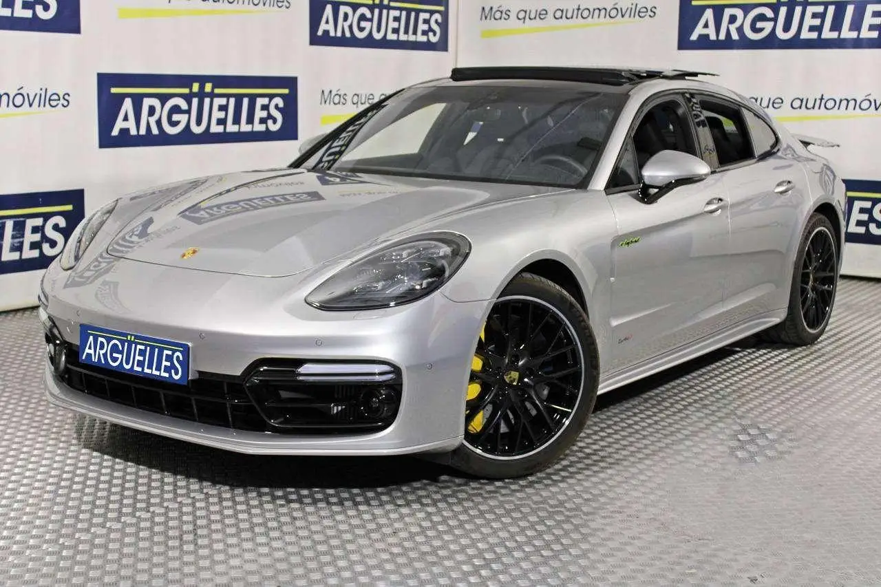 Photo 1 : Porsche Panamera 2019 Hybrid