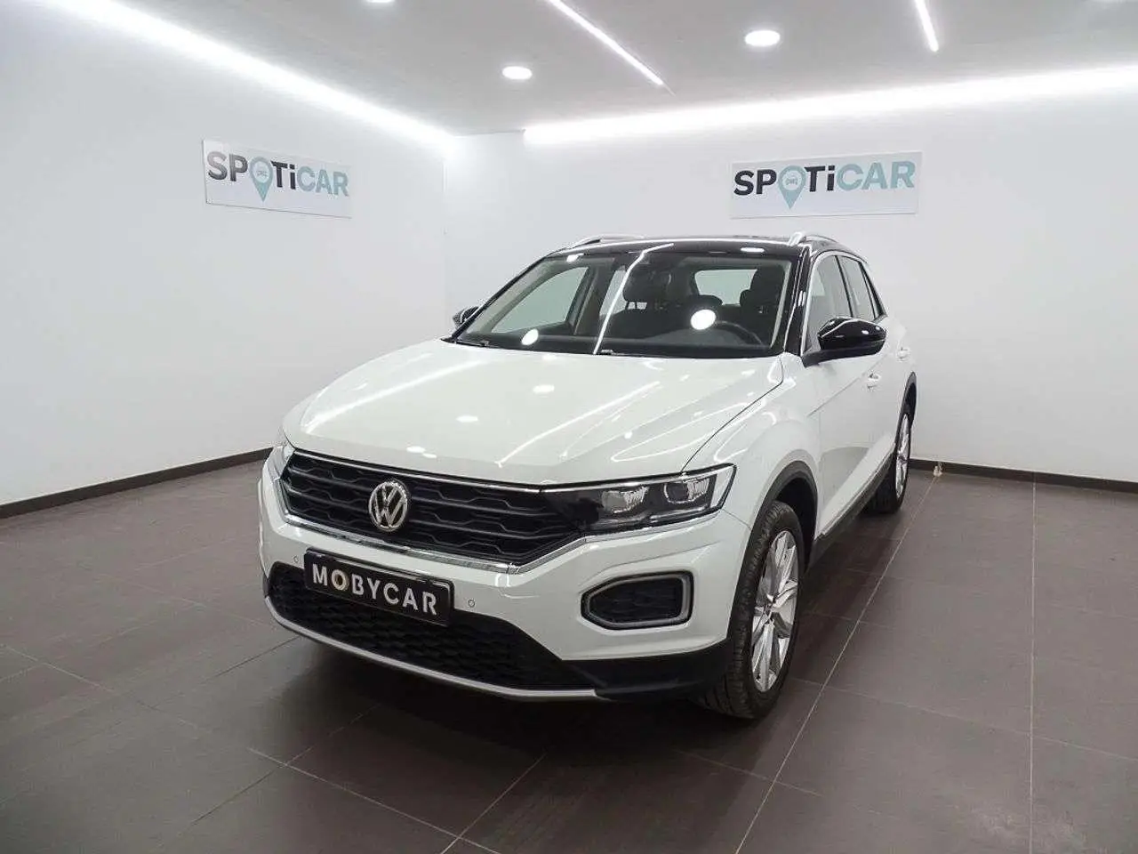 Photo 1 : Volkswagen T-roc 2019 Petrol