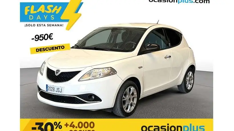 Photo 1 : Lancia Ypsilon 2016 Essence