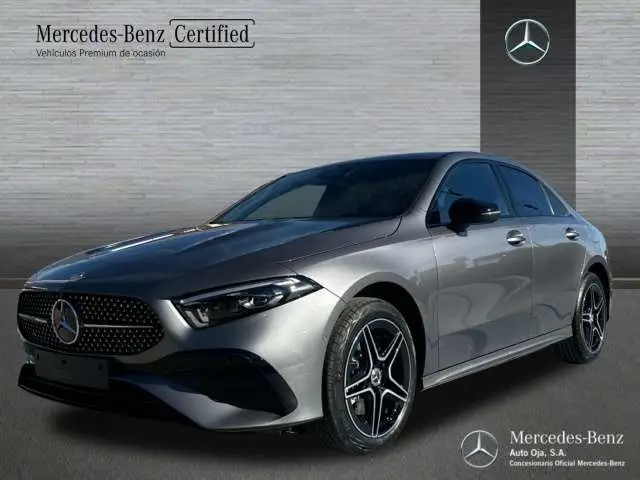 Photo 1 : Mercedes-benz Classe A 2024 Hybrid