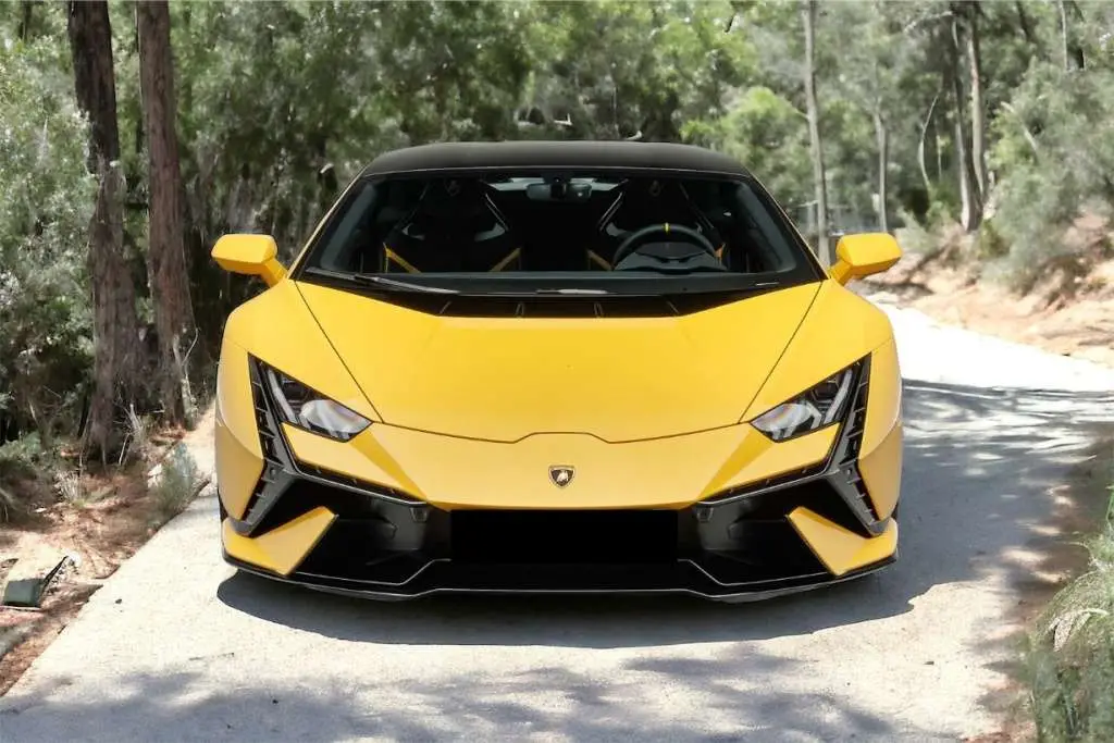 Photo 1 : Lamborghini Huracan 2023 Petrol