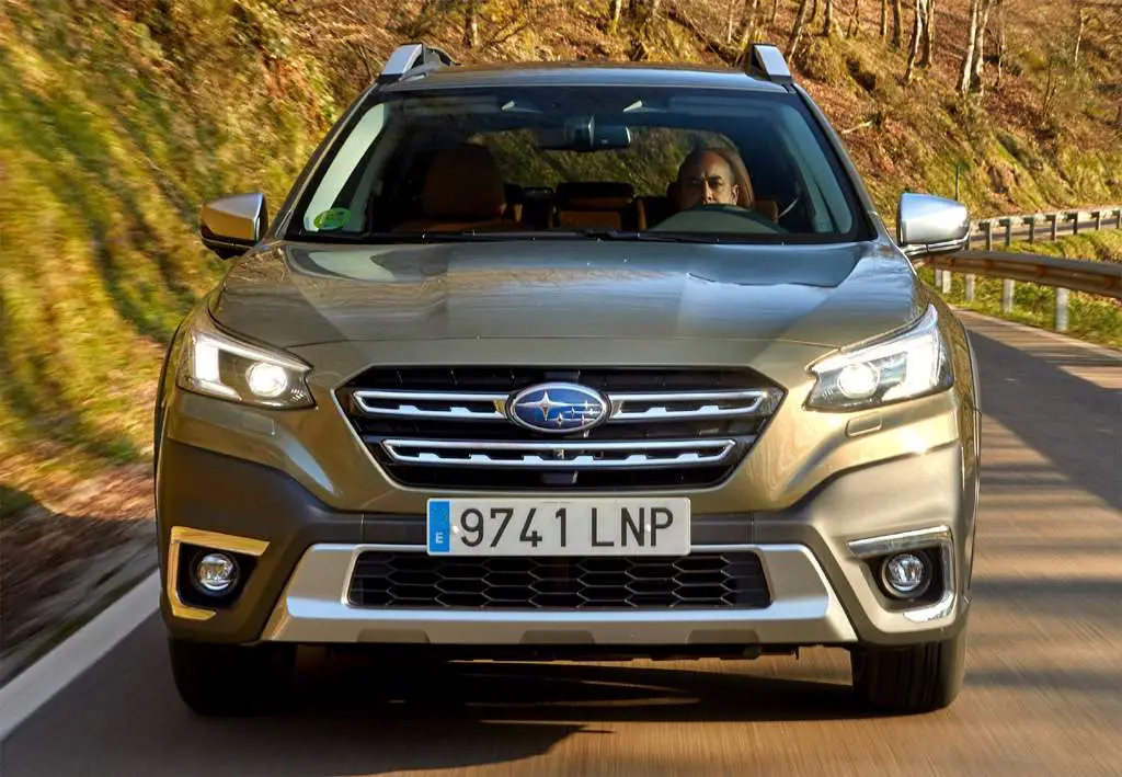 Photo 1 : Subaru Outback 2024 Petrol