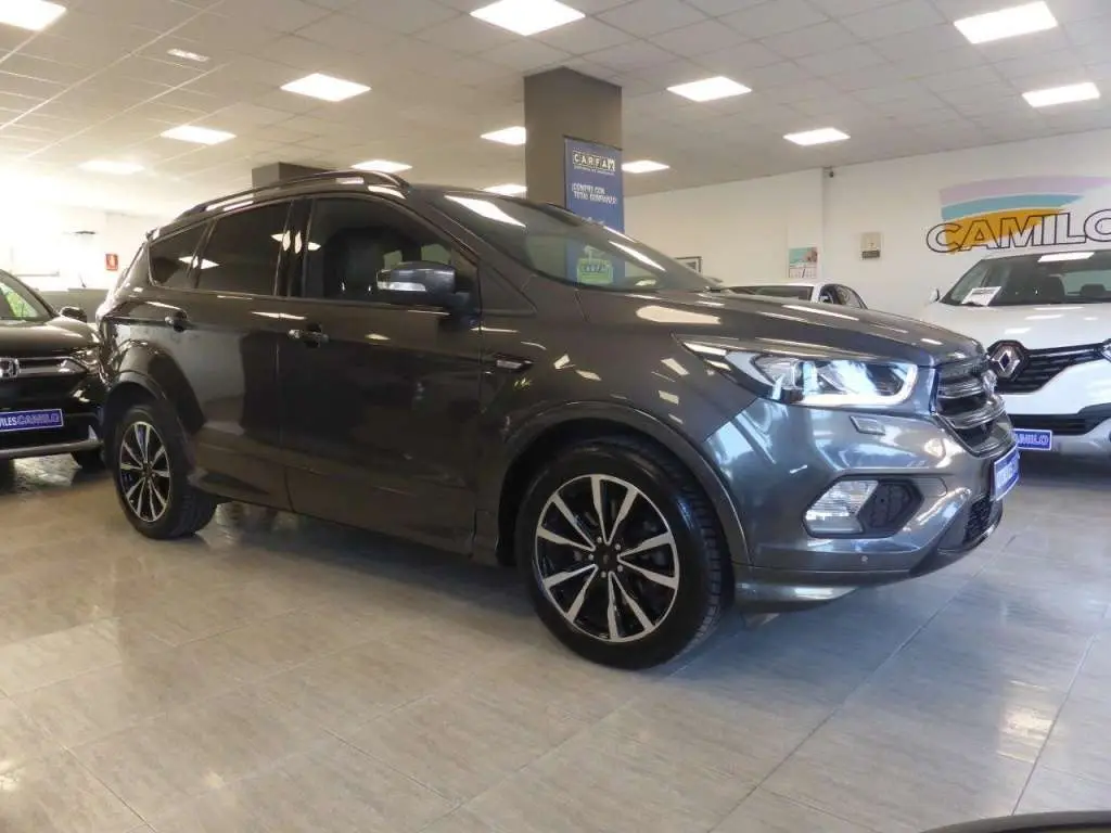 Photo 1 : Ford Kuga 2018 Diesel