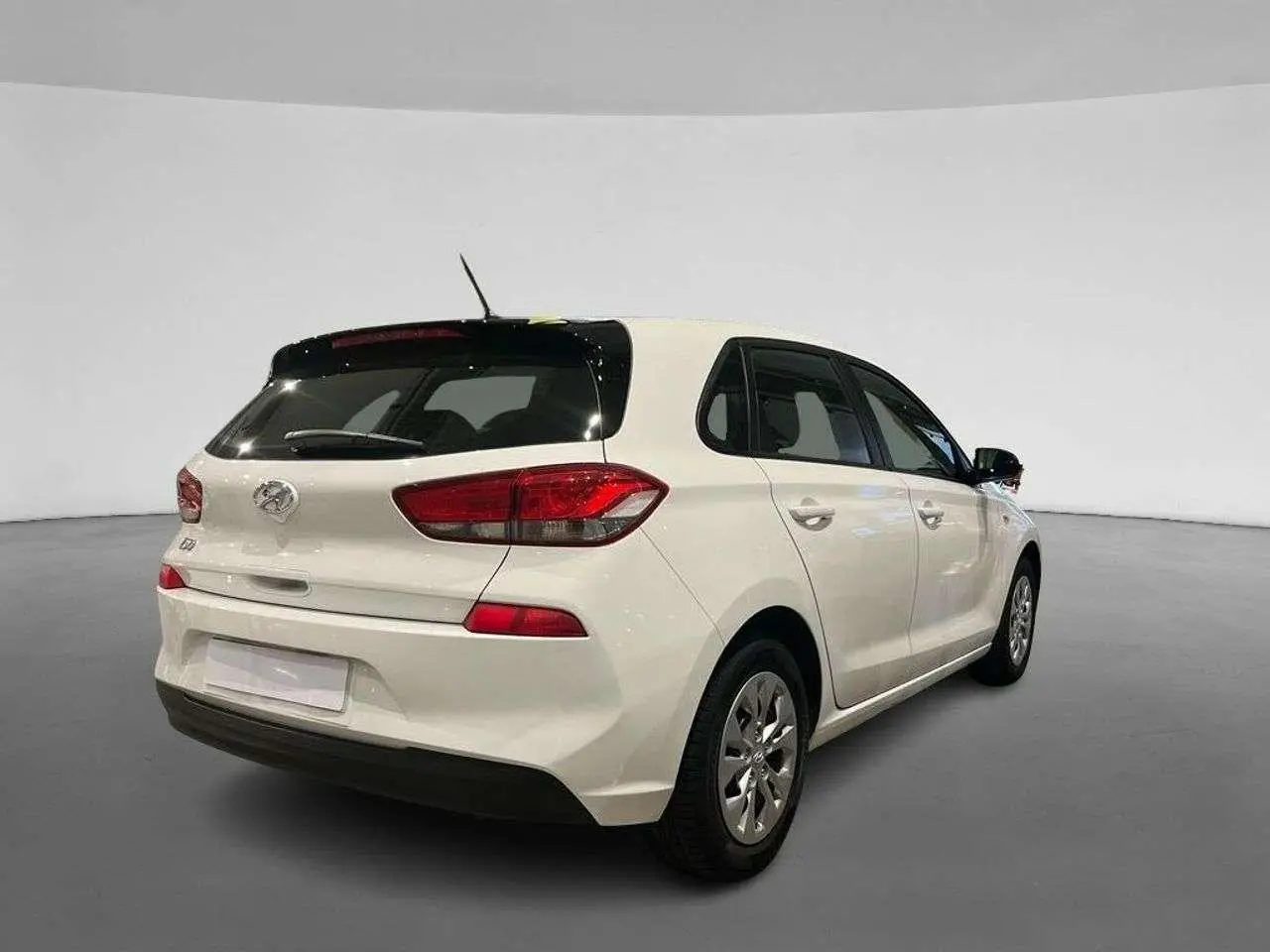 Photo 1 : Hyundai I30 2019 Petrol