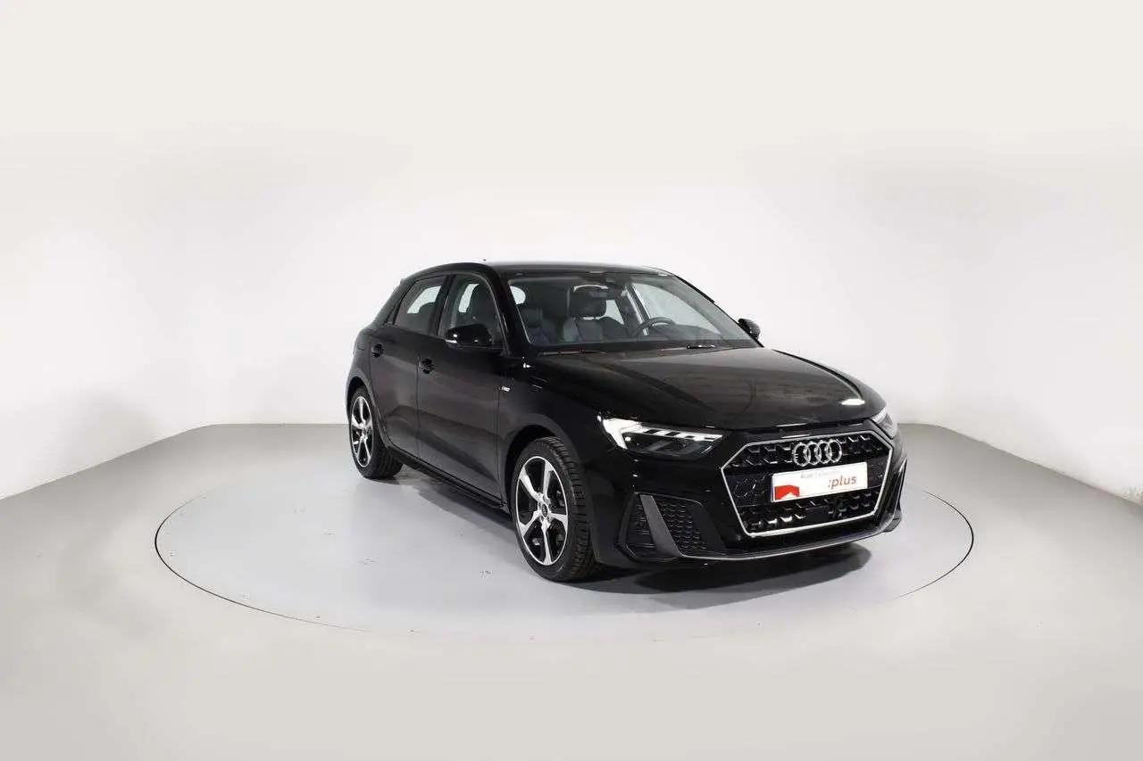 Photo 1 : Audi A1 2024 Petrol