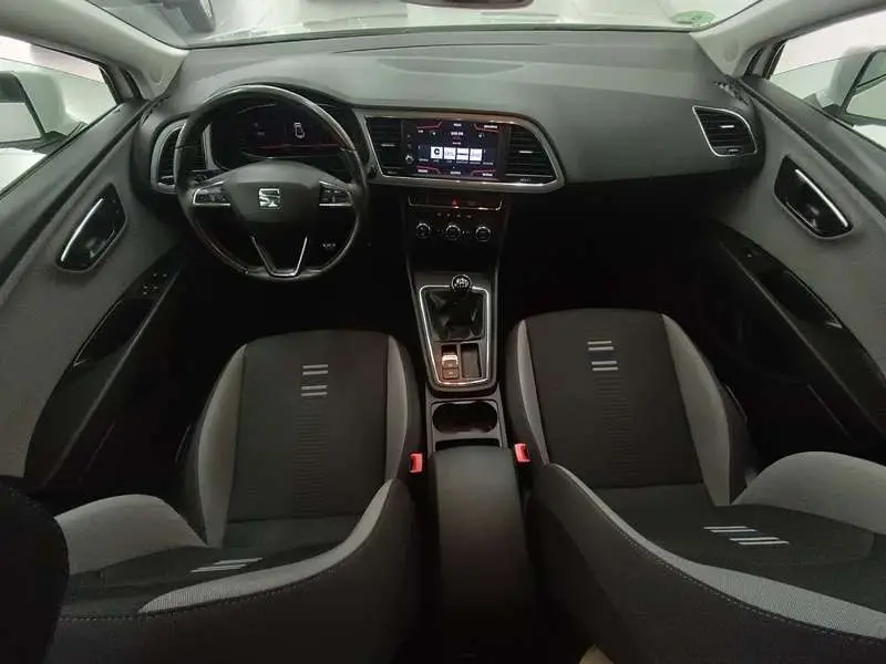 Photo 1 : Seat Leon 2019 Essence