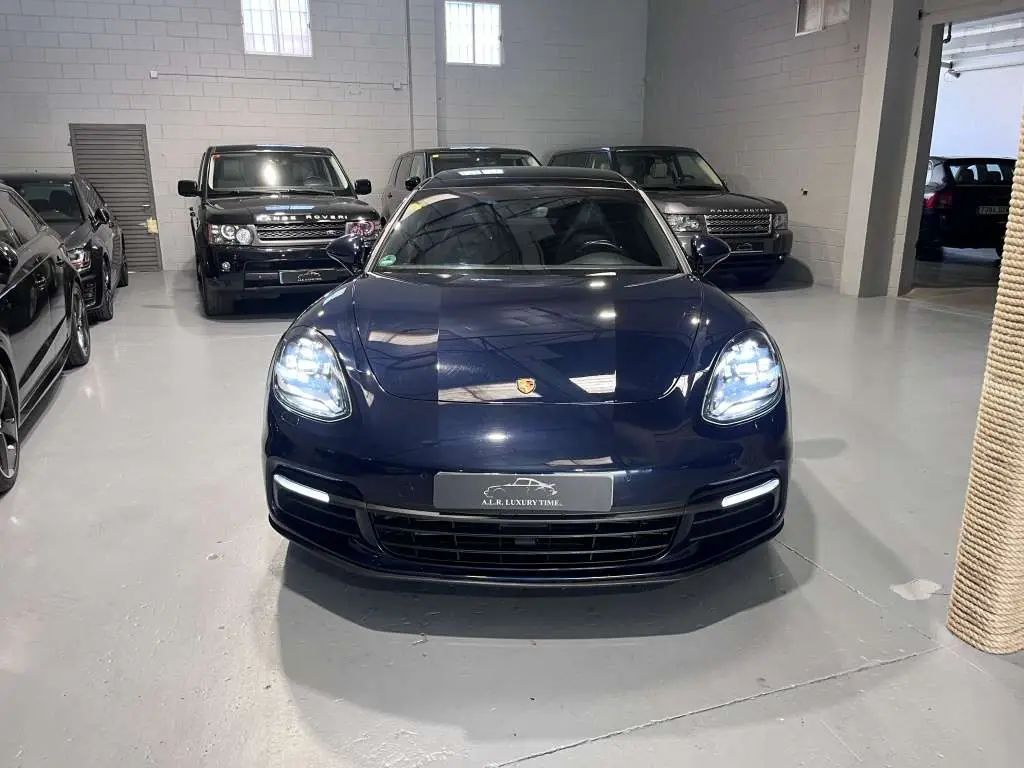 Photo 1 : Porsche Panamera 2019 Petrol