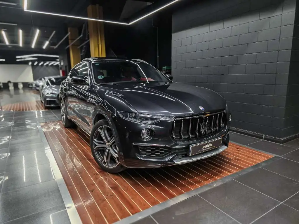 Photo 1 : Maserati Levante 2019 Petrol