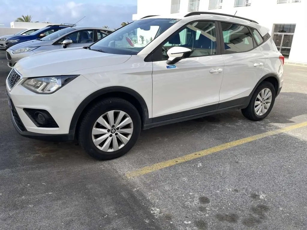 Photo 1 : Seat Arona 2019 Essence