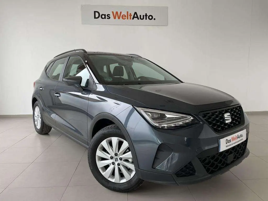 Photo 1 : Seat Arona 2024 Petrol