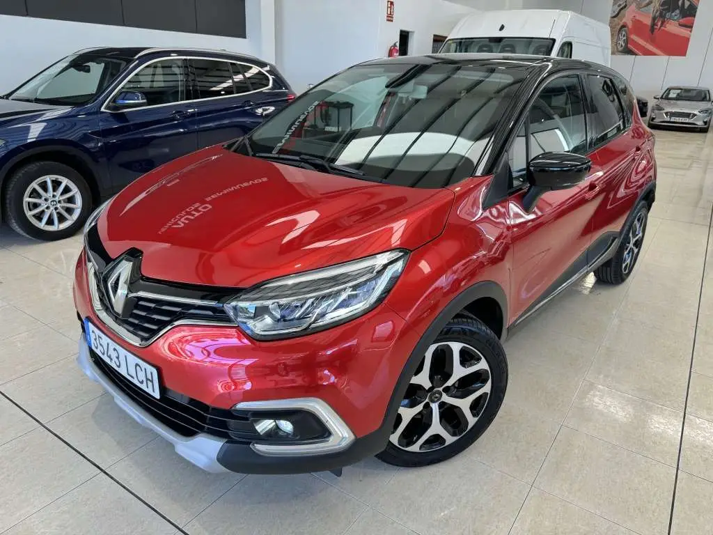 Photo 1 : Renault Captur 2019 Essence