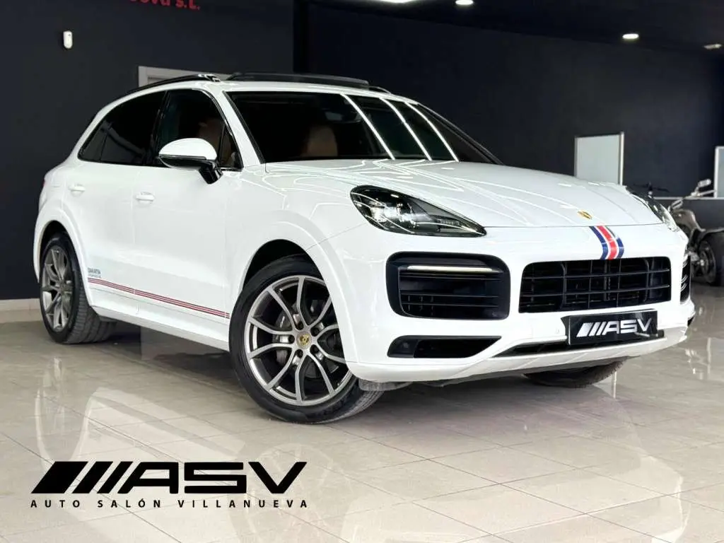 Photo 1 : Porsche Cayenne 2019 Petrol