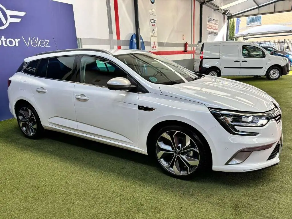 Photo 1 : Renault Megane 2020 Diesel