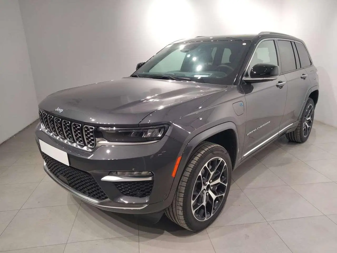 Photo 1 : Jeep Grand Cherokee 2024 Électrique