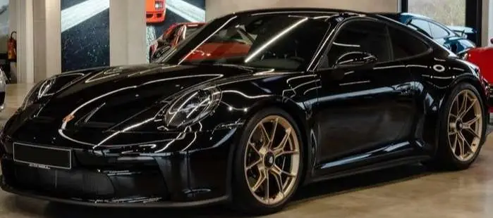 Photo 1 : Porsche 992 2022 Essence