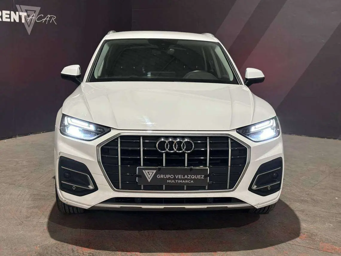 Photo 1 : Audi Q5 2021 Diesel