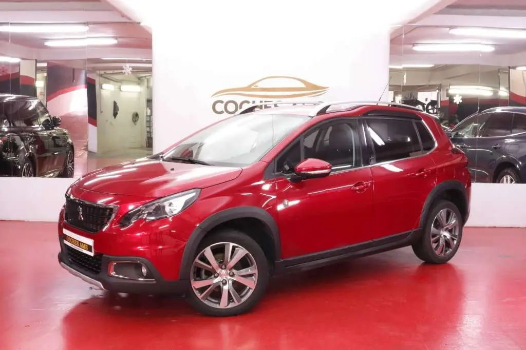 Photo 1 : Peugeot 2008 2018 Essence