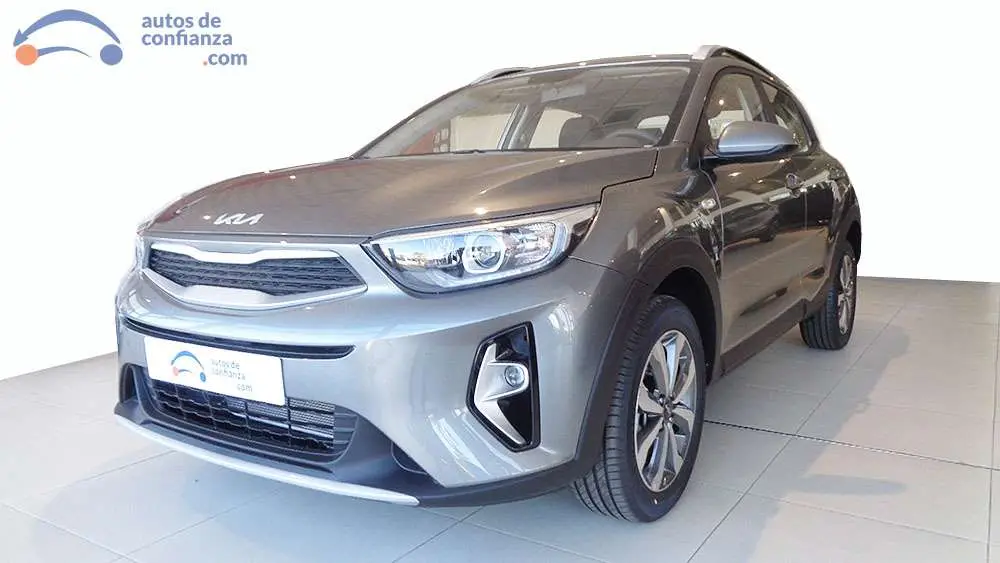 Photo 1 : Kia Stonic 2024 Autres