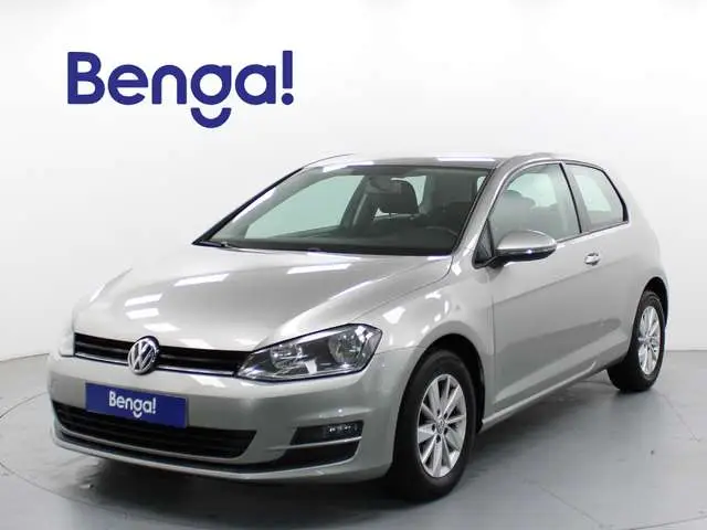 Photo 1 : Volkswagen Golf 2015 Petrol