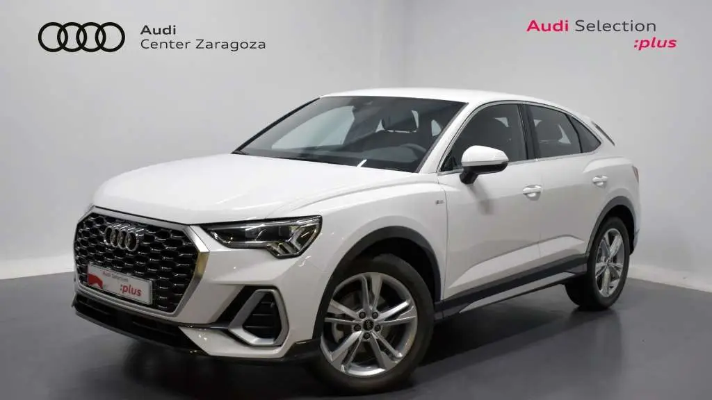 Photo 1 : Audi Q3 2024 Diesel