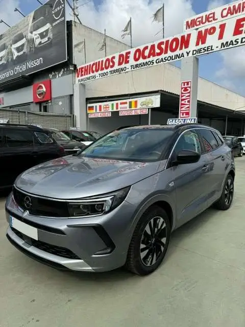 Photo 1 : Opel Grandland 2022 Essence