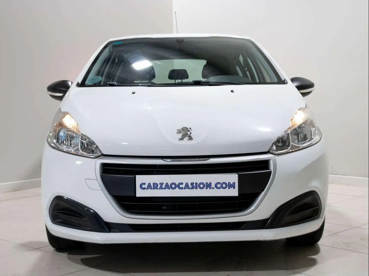 Photo 1 : Peugeot 208 2015 Petrol