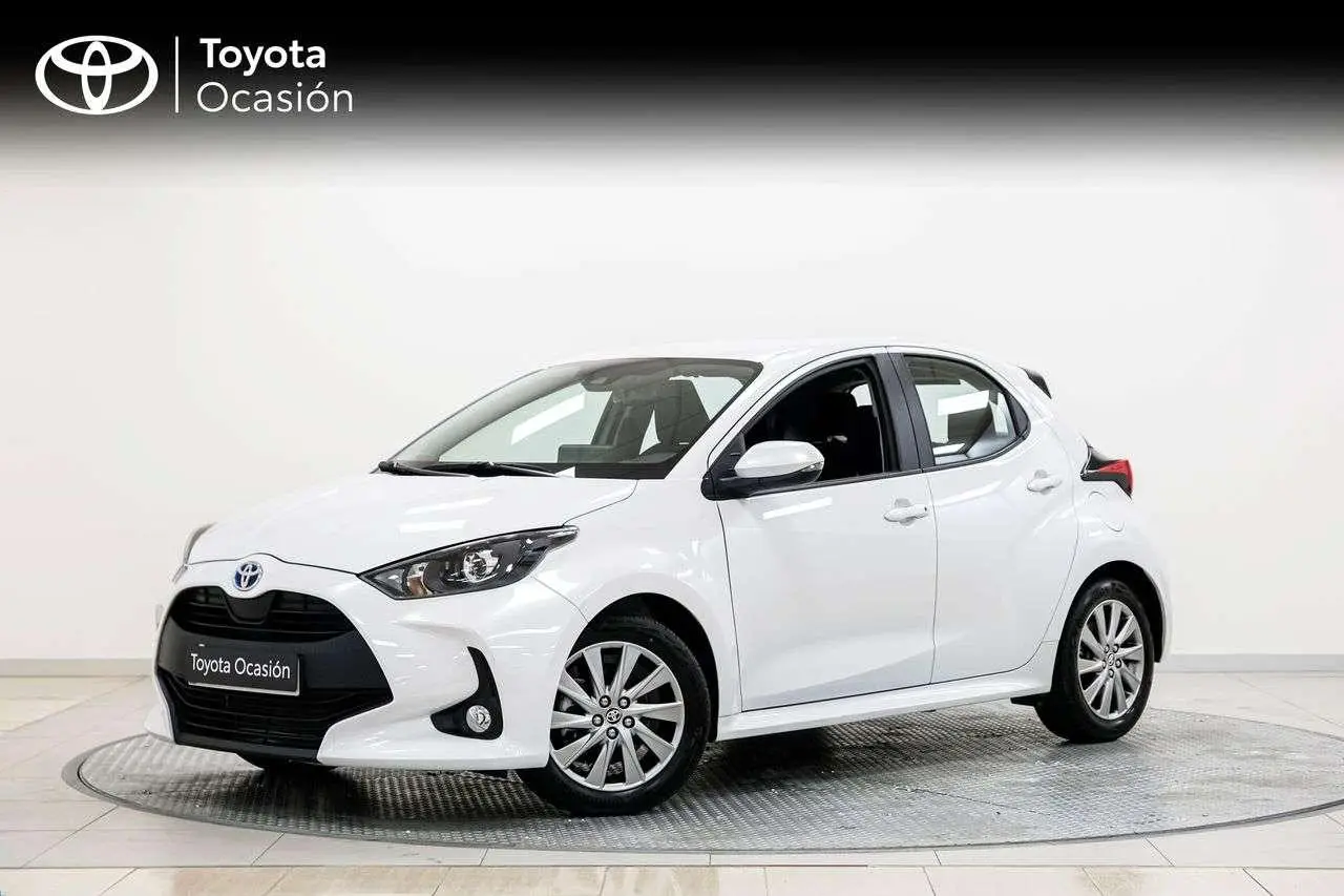 Photo 1 : Toyota Yaris 2023 Hybrid