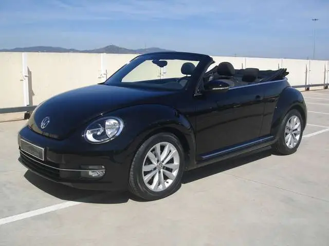 Photo 1 : Volkswagen Beetle 2016 Diesel