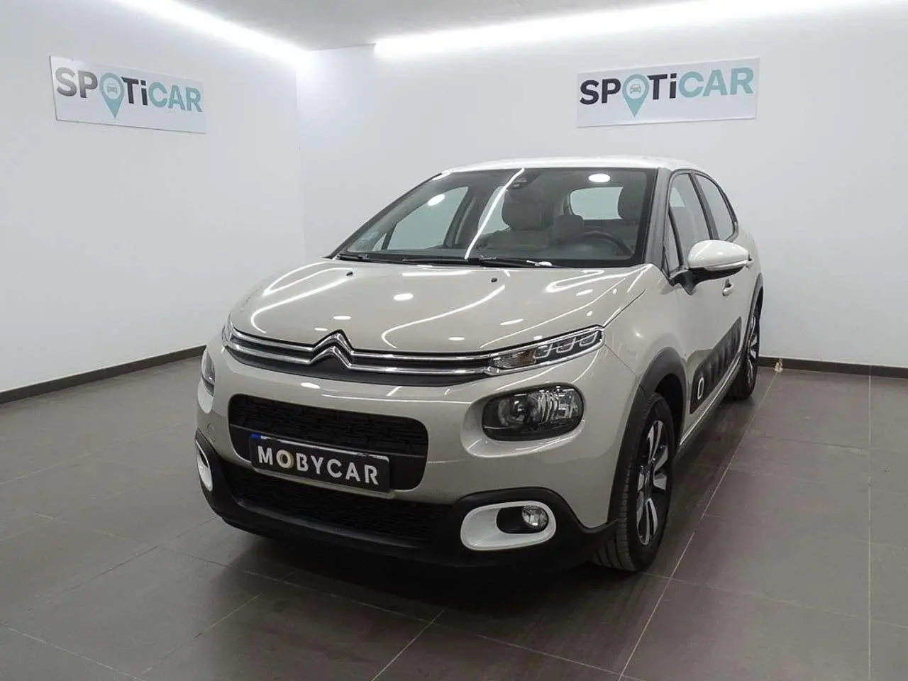 Photo 1 : Citroen C3 2020 Petrol